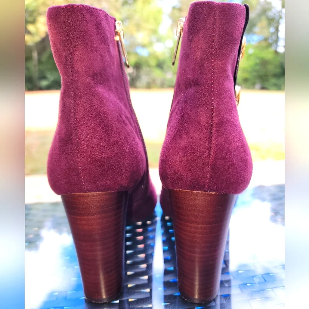 Tommy Hilfiger Burgundy Booties -‎ Size 9.5